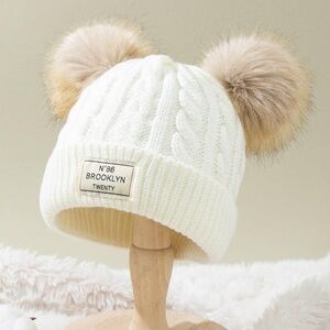 Kids' Cream N°86 Brooklyn Twenty double Pom-Pom Beanie